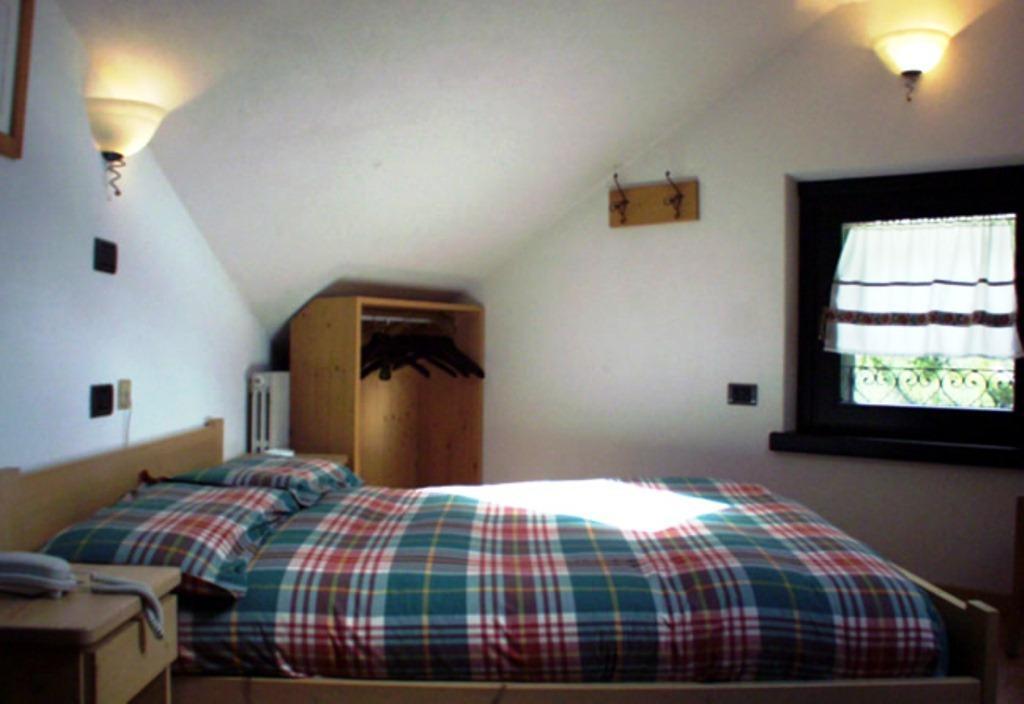 Chalet Villa Valania Pradelle Oda fotoğraf